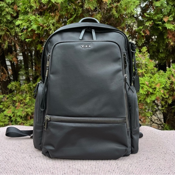 NWOT - Tumi VOYAGEUR Celina Backpack in Black/Gunmetal - Picture 2 of 15